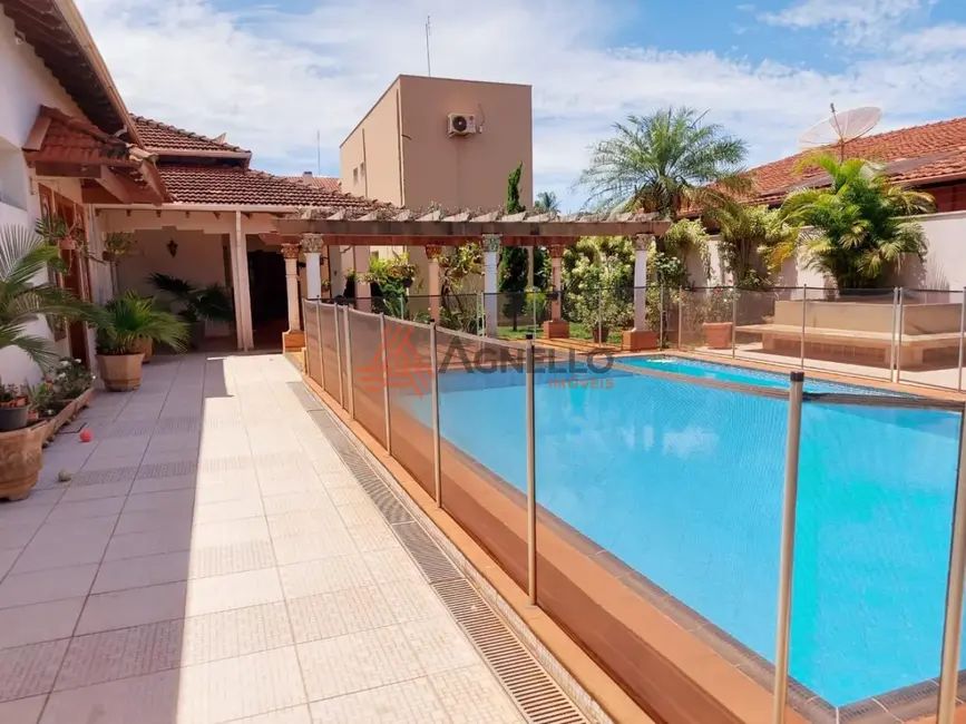 Foto 1 de Casa com 5 quartos à venda, 643m2 em Centro, Sao Joaquim Da Barra - SP