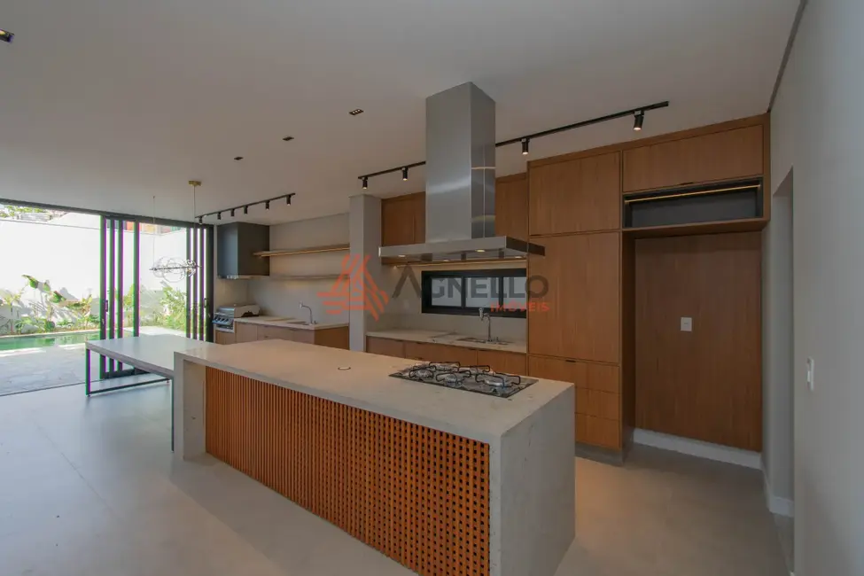 Foto 9 de Casa de Condomínio com 4 quartos à venda, 274m2 em Franca - SP