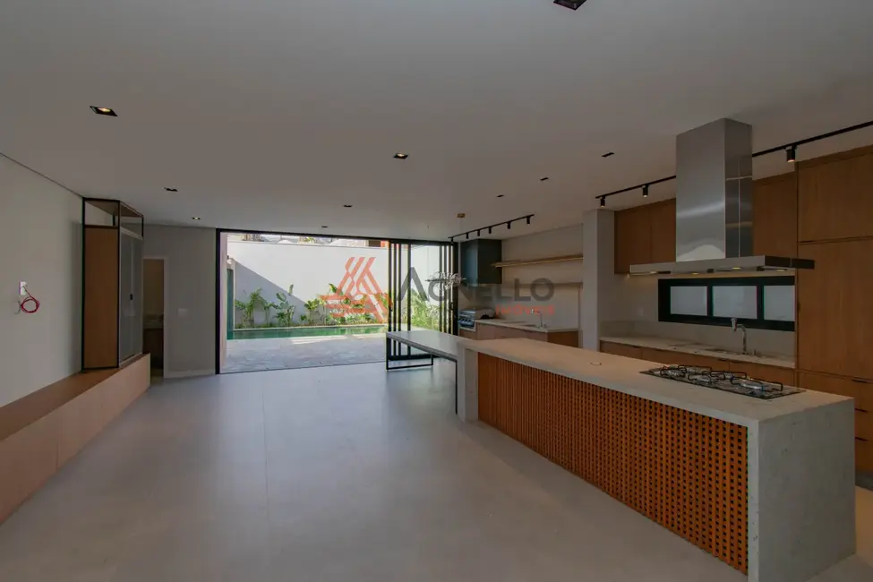 Foto 6 de Casa de Condomínio com 4 quartos à venda, 274m2 em Franca - SP