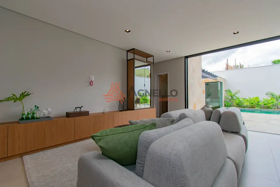 Foto 2 de Casa de Condomínio com 4 quartos à venda, 274m2 em Franca - SP