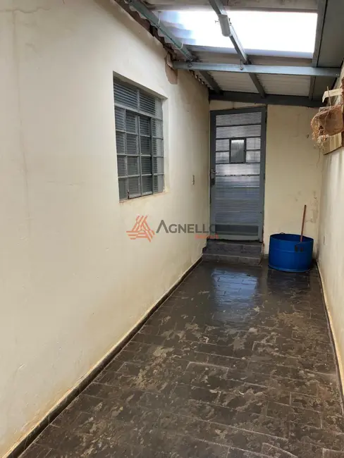 Foto 8 de Casa com 3 quartos à venda, 116m2 em Jardim Califórnia, Franca - SP