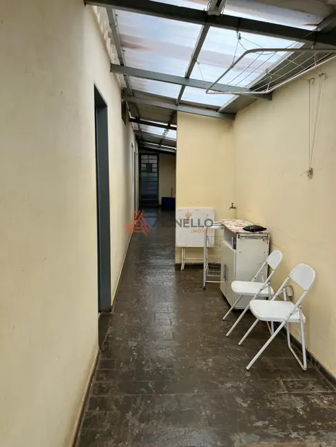 Casa com 3 quartos à venda, 116m2 em Jardim Califórnia, Franca - SP - imagem 9 Foto 9 de Casa com 3 quartos à venda, 116m2 em Jardim Califórnia, Franca - SP