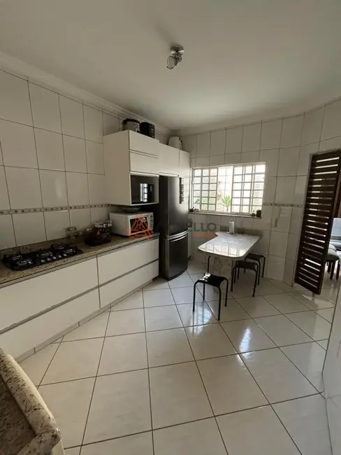 Foto 8 de Casa com 3 quartos à venda, 200m2 em Esplanada Primo Meneghetti, Franca - SP