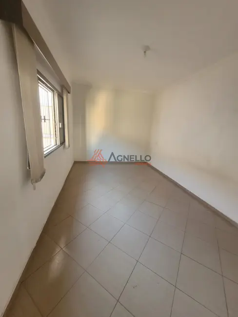 Foto 2 de Casa com 3 quartos à venda, 160m2 em Jardim Dermínio, Franca - SP