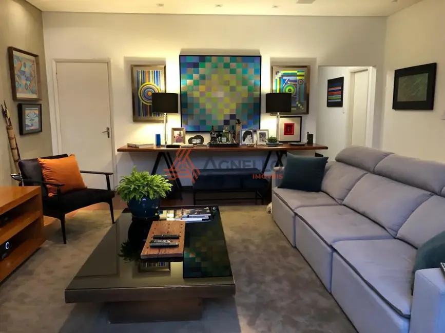 Foto 1 de Casa com 4 quartos à venda, 518m2 em Centro, Franca - SP