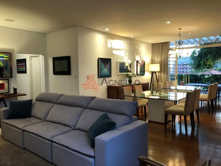 Foto 3 de Casa com 4 quartos à venda, 518m2 em Centro, Franca - SP