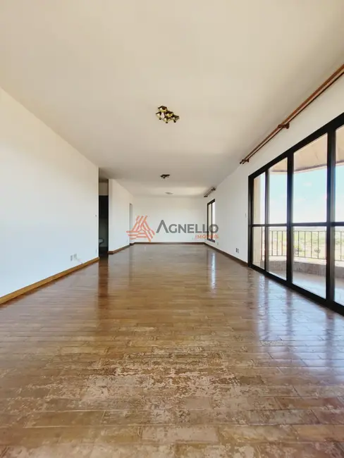 Foto 1 de Apartamento com 3 quartos à venda, 191m2 em Cidade Nova, Franca - SP