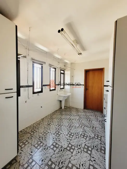 Foto 8 de Apartamento com 3 quartos à venda, 191m2 em Cidade Nova, Franca - SP