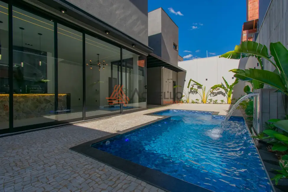 Casa com 3 quartos à venda, 243m2 em Franca - SP - imagem 3 Foto 3 de Casa com 3 quartos à venda, 243m2 em Franca - SP