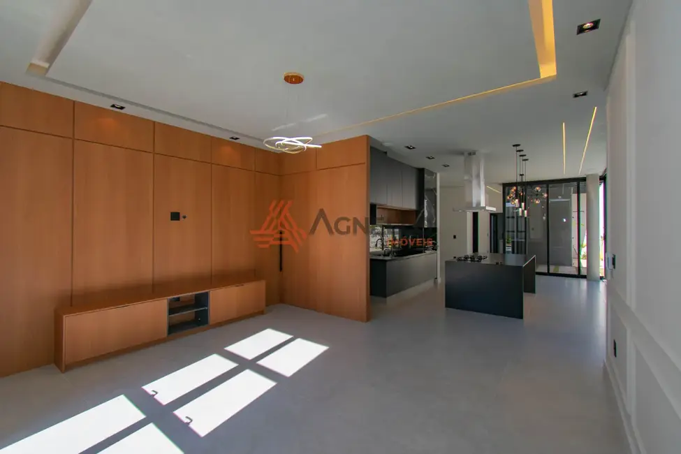 Casa com 3 quartos à venda, 243m2 em Franca - SP - imagem 5 Foto 5 de Casa com 3 quartos à venda, 243m2 em Franca - SP