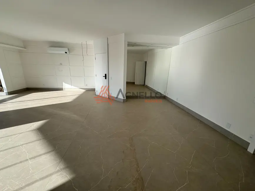 Apartamento com 3 quartos à venda, 224m2 em Residencial Baldassari, Franca - SP - imagem 5 Foto 5 de Apartamento com 3 quartos à venda, 224m2 em Residencial Baldassari, Franca - SP
