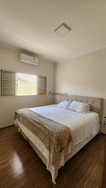 Foto 9 de Casa com 3 quartos à venda, 143m2 em Franca - SP
