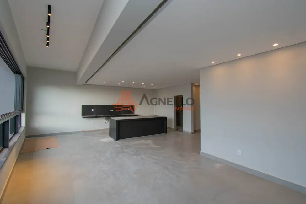 Foto 1 de Apartamento com 3 quartos à venda, 169m2 em Centro, Franca - SP