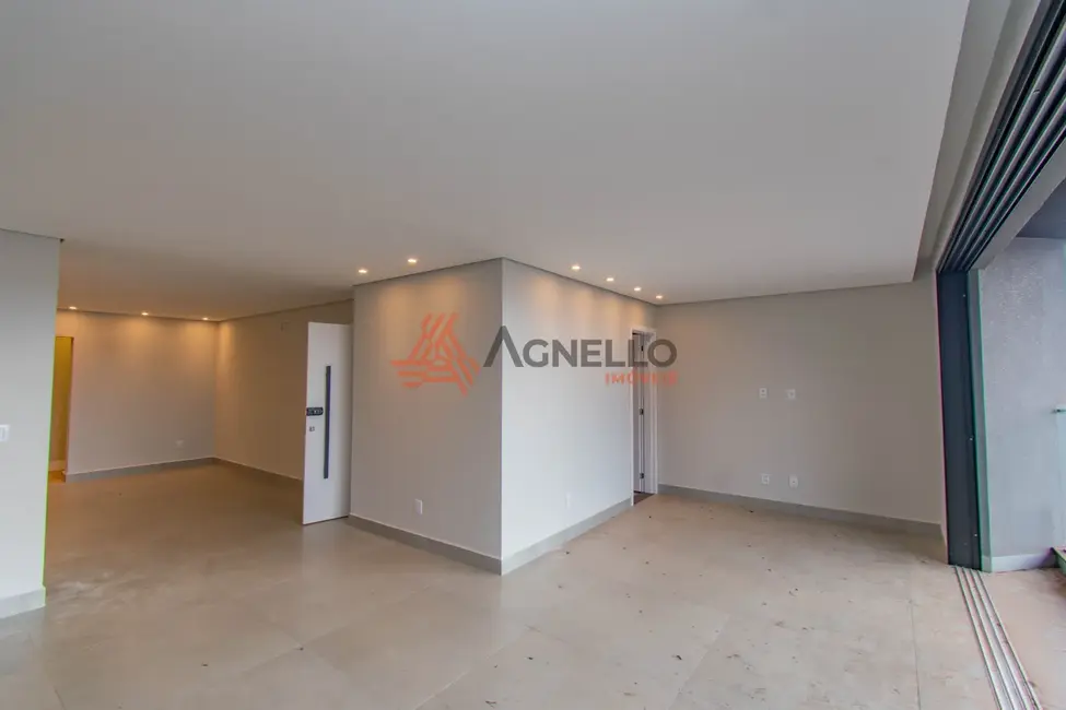 Apartamento com 3 quartos à venda, 150m2 em Centro, Franca - SP - imagem 4 Foto 4 de Apartamento com 3 quartos à venda, 150m2 em Centro, Franca - SP