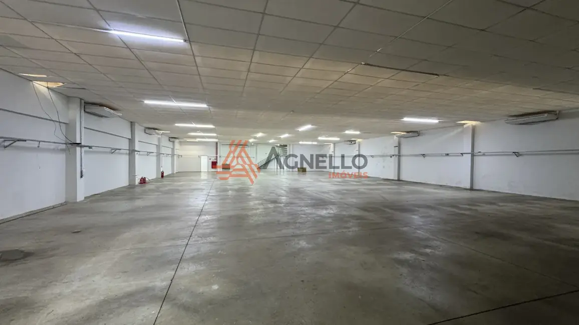 Foto 2 de Armazém / Galpão para alugar, 910m2 em Vila Aparecida, Franca - SP