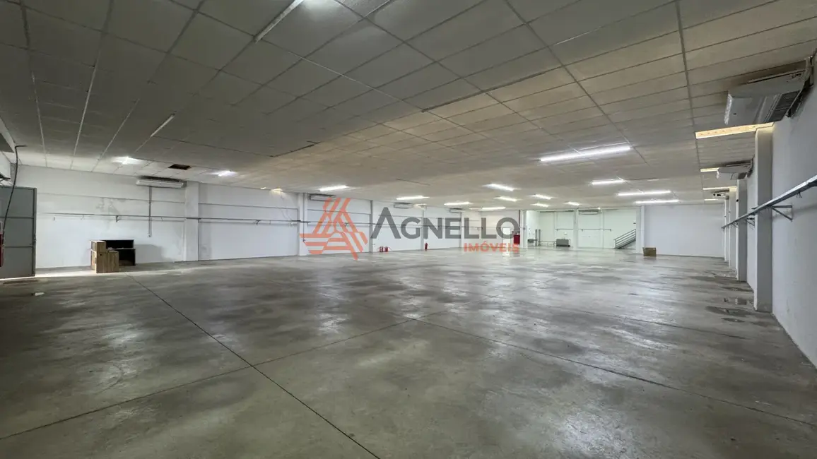 Foto 3 de Armazém / Galpão para alugar, 910m2 em Vila Aparecida, Franca - SP