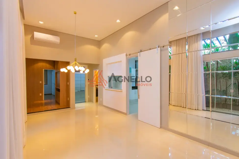 Foto 8 de Casa com 3 quartos à venda, 268m2 em Jardim Piratininga, Franca - SP