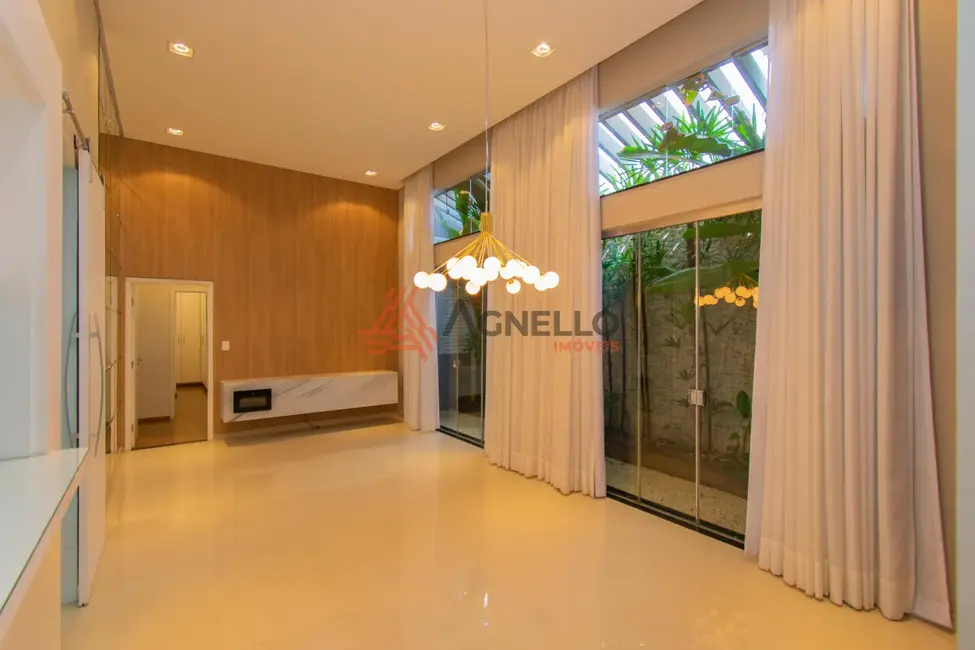 Foto 6 de Casa com 3 quartos à venda, 268m2 em Jardim Piratininga, Franca - SP