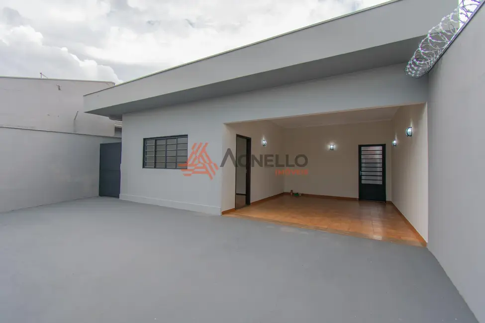 Foto 2 de Casa com 2 quartos para alugar, 143m2 em Jardim Portinari, Franca - SP