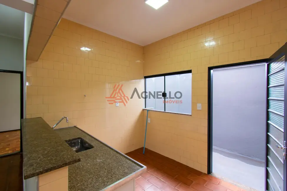 Foto 9 de Casa com 2 quartos para alugar, 143m2 em Jardim Portinari, Franca - SP