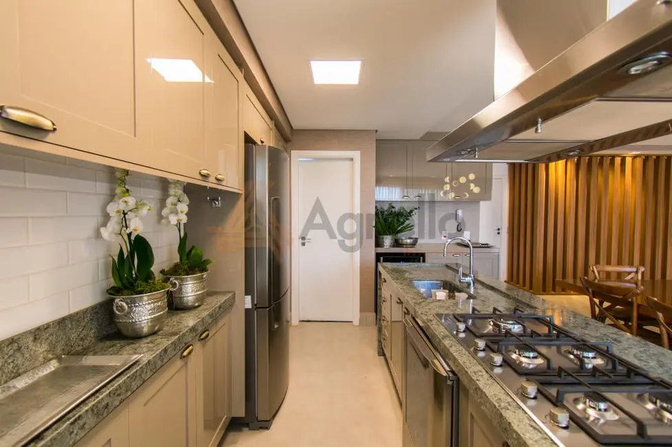 Foto 8 de Apartamento com 3 quartos para alugar, 155m2 em Centro, Rifaina - SP