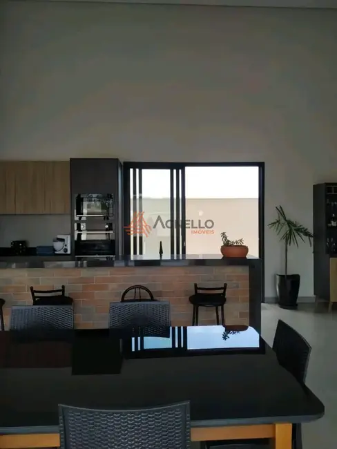 Casa de Condomínio com 3 quartos à venda, 223m2 em Rifaina - SP - imagem 4 Foto 4 de Casa de Condomínio com 3 quartos à venda, 223m2 em Rifaina - SP