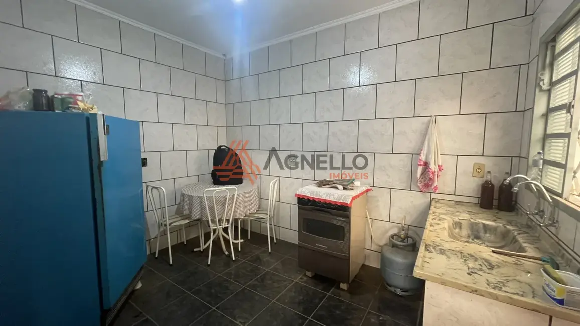 Armazém / Galpão à venda, 260m2 em Jardim Anita, Franca - SP - imagem 7 Foto 7 de Armazém / Galpão à venda, 260m2 em Jardim Anita, Franca - SP