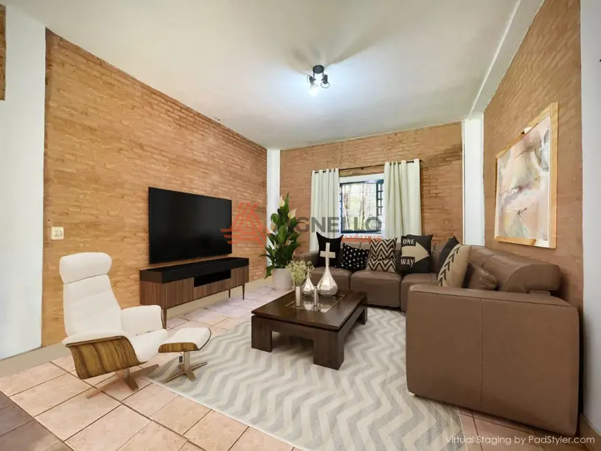 Fazenda / Haras com 3 quartos à venda, 150m2 em Recreio Campo Belo, Franca - SP - imagem 2 Foto 2 de Fazenda / Haras com 3 quartos à venda, 150m2 em Recreio Campo Belo, Franca - SP