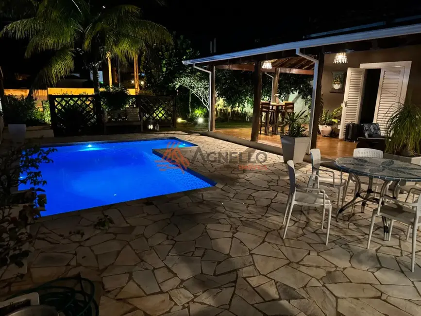 Foto 2 de Casa de Condomínio com 3 quartos à venda, 163m2 em Rifaina - SP