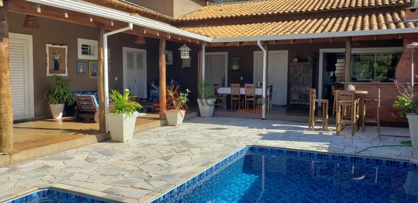 Foto 3 de Casa de Condomínio com 3 quartos à venda, 163m2 em Rifaina - SP