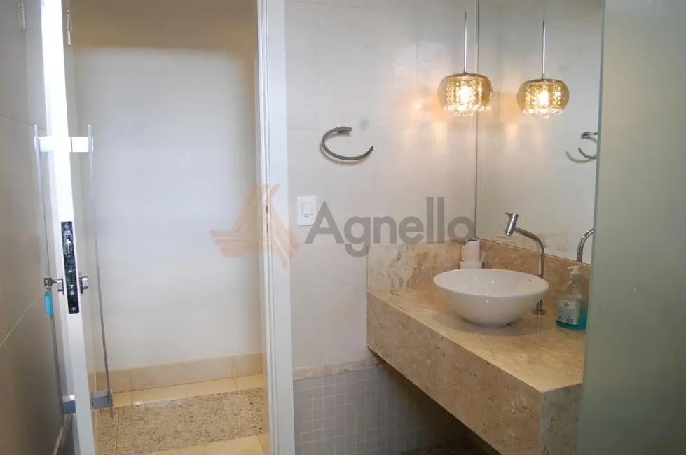 Foto 9 de Apartamento com 3 quartos à venda, 157m2 em São José, Franca - SP