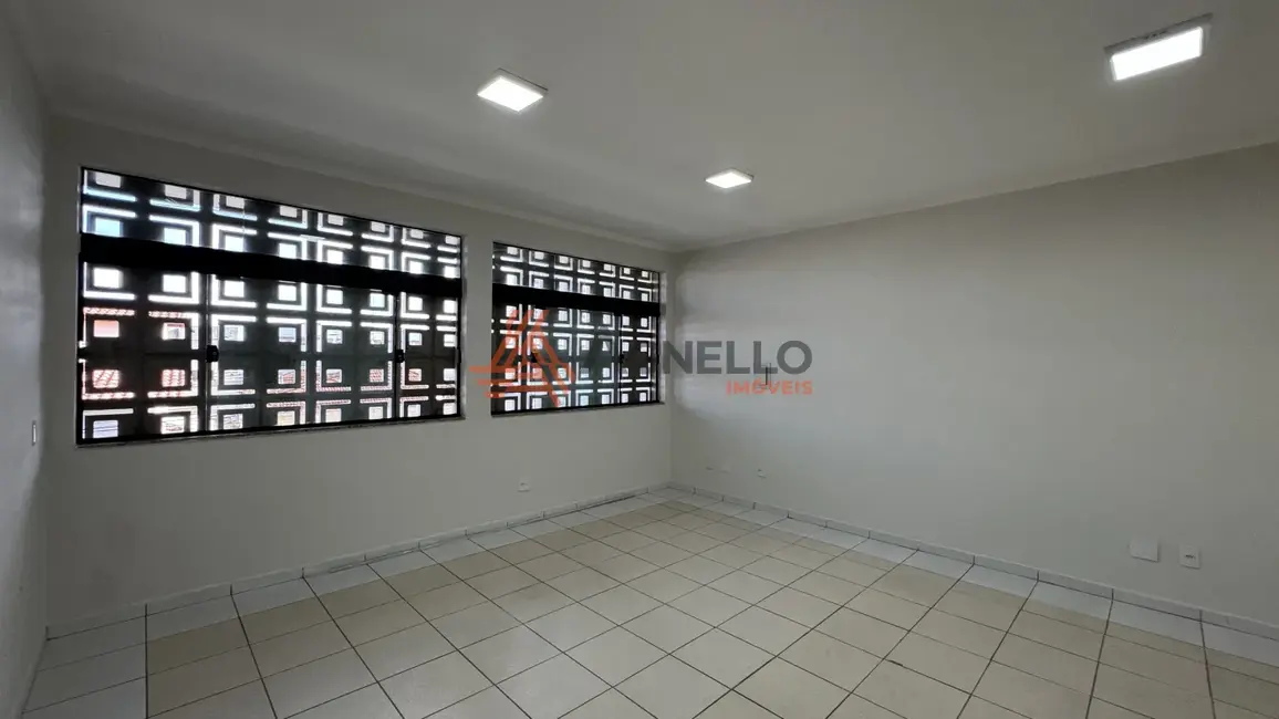 Foto 6 de Loja para alugar, 64m2 em São José, Franca - SP
