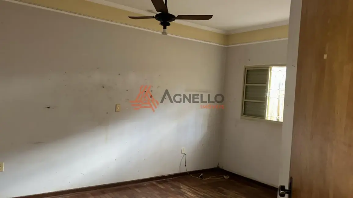 Foto 8 de Casa com 2 quartos à venda, 100m2 em Vila Aparecida, Franca - SP