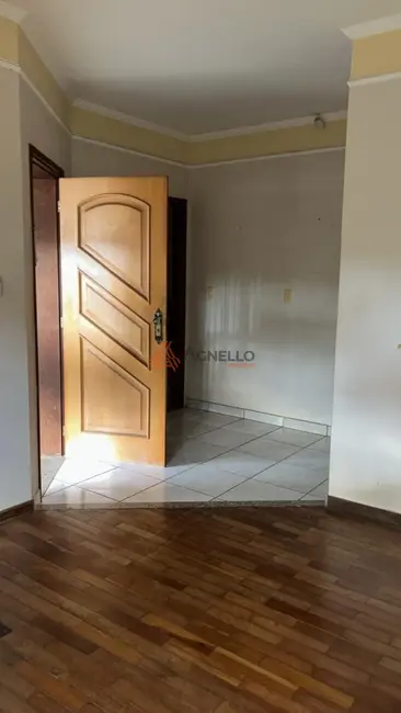 Foto 3 de Casa com 2 quartos à venda, 100m2 em Vila Aparecida, Franca - SP