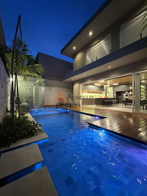 Foto 1 de Casa de Condomínio com 4 quartos à venda, 415m2 em Villa São Vicente, Franca - SP