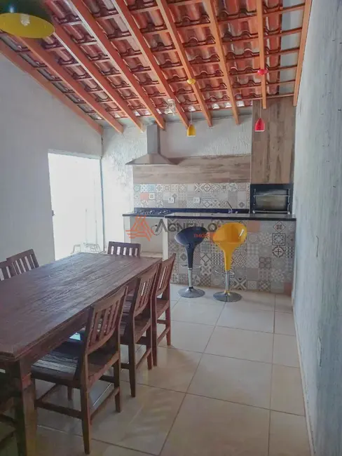 Foto 2 de Casa com 2 quartos à venda, 150m2 em Residencial Peres Elias, Franca - SP