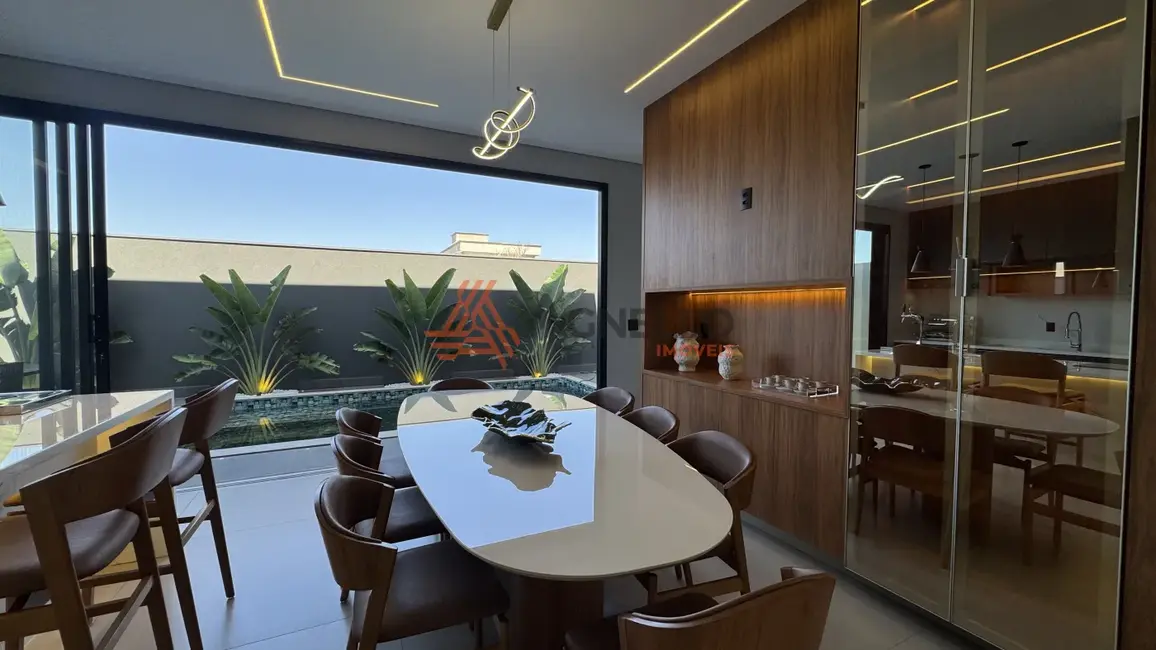 Foto 3 de Casa de Condomínio com 4 quartos à venda, 247m2 em Veredas de Franca, Franca - SP