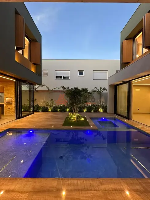 Foto 1 de Casa de Condomínio com 4 quartos à venda, 304m2 em Residencial Olivito, Franca - SP