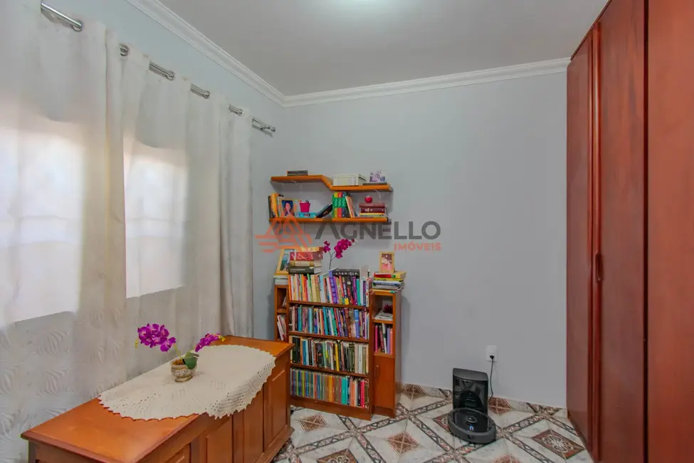 Foto 9 de Casa com 3 quartos à venda, 179m2 em Jardim Redentor, Franca - SP