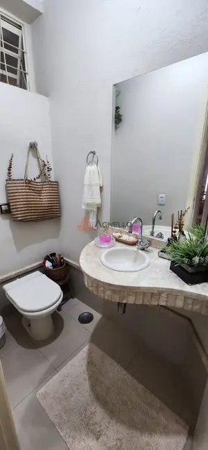 Foto 3 de Casa com 3 quartos à venda, 223m2 em Estação, Franca - SP