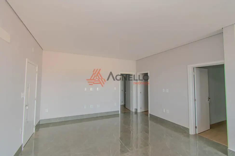 Foto 2 de Apartamento com 4 quartos à venda, 164m2 em Santo Agostinho, Franca - SP