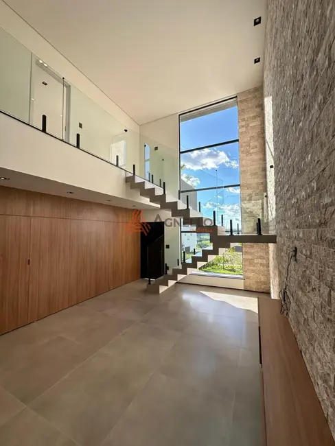 Casa de Condomínio com 3 quartos à venda, 238m2 em Villa Piemonte I, Franca - SP - imagem 9 Foto 9 de Casa de Condomínio com 3 quartos à venda, 238m2 em Villa Piemonte I, Franca - SP