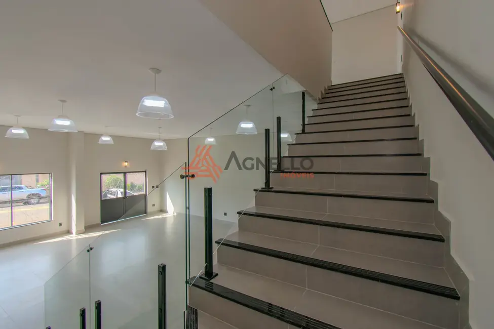 Foto 8 de Loja para alugar, 196m2 em Parque do Castelo, Franca - SP