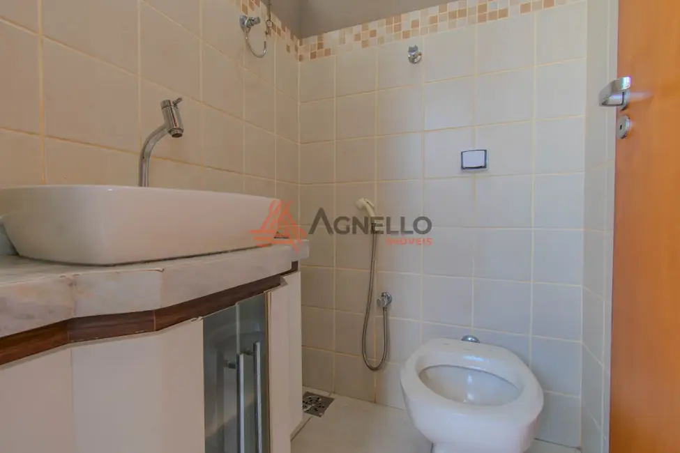 Foto 4 de Casa com 3 quartos à venda, 200m2 em Jardim Samel Park, Franca - SP