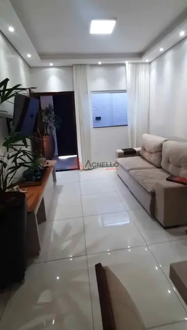 Foto 1 de Casa com 3 quartos à venda, 100m2 em Residencial Zanetti, Franca - SP