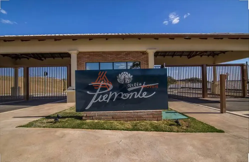 Foto 1 de Terreno / Lote à venda, 340m2 em Franca - SP