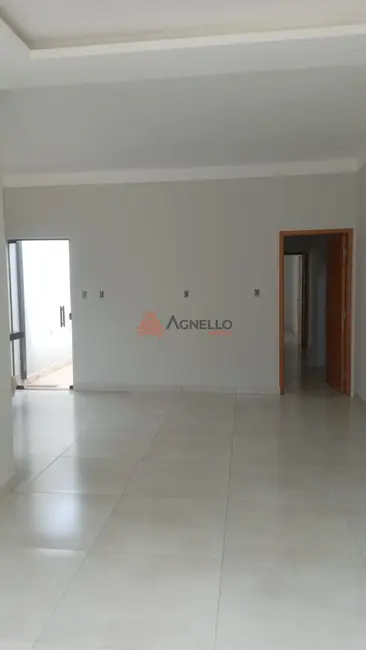 Foto 2 de Casa com 2 quartos à venda, 74m2 em Franca Pólo Club, Franca - SP