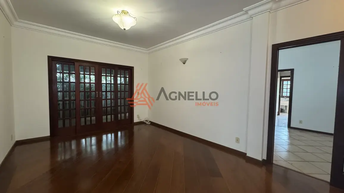 Foto 4 de Casa de Condomínio com 3 quartos à venda, 270m2 em Franca - SP