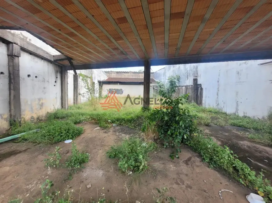 Foto 1 de Terreno / Lote à venda, 287m2 em Jardim Maria Gabriela, Franca - SP