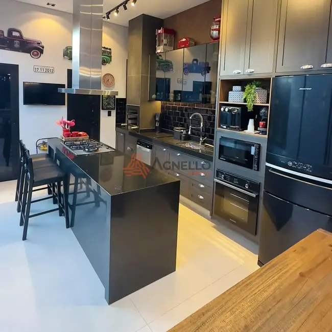 Foto 2 de Casa de Condomínio com 3 quartos à venda, 160m2 em Veredas de Franca, Franca - SP